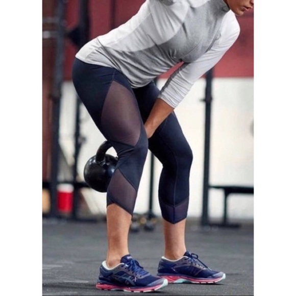 Athleta Pants - Athleta Aura Sonar Black Mesh Panel Cropped Leggings